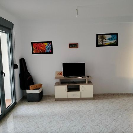 شقة Taurasi Red Saranda المظهر الخارجي الصورة
